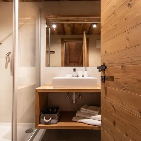 La Munt Apartment *